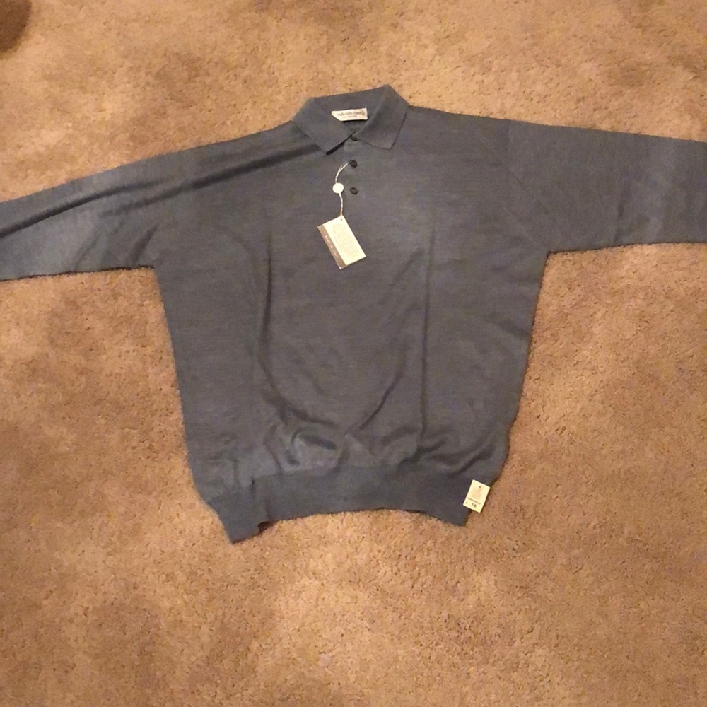 Men’s sweater